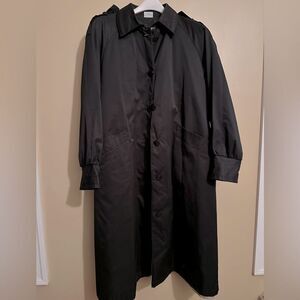 Vintage women's trenchcoat